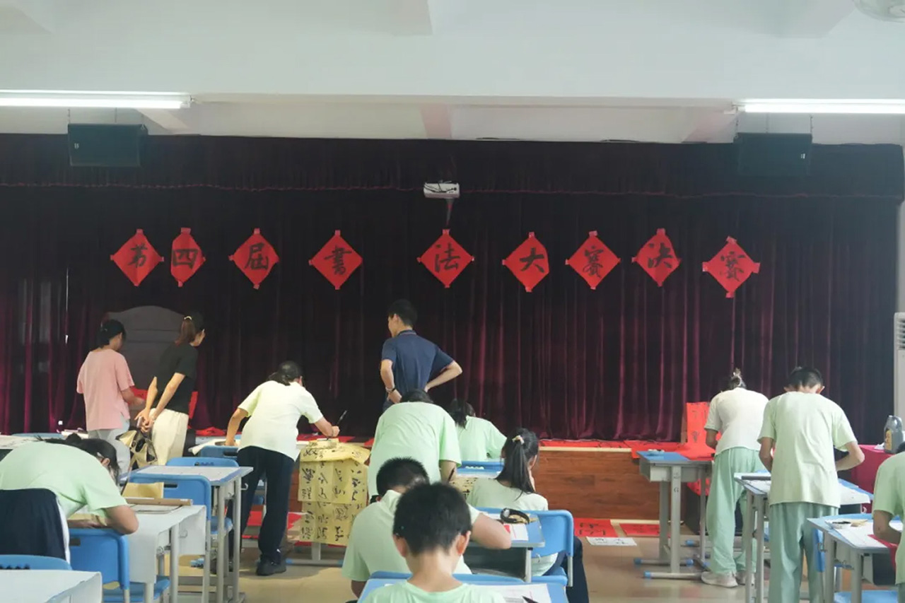 罗浮山春耕园校区：广东传统文化学校举行第四届书法比赛