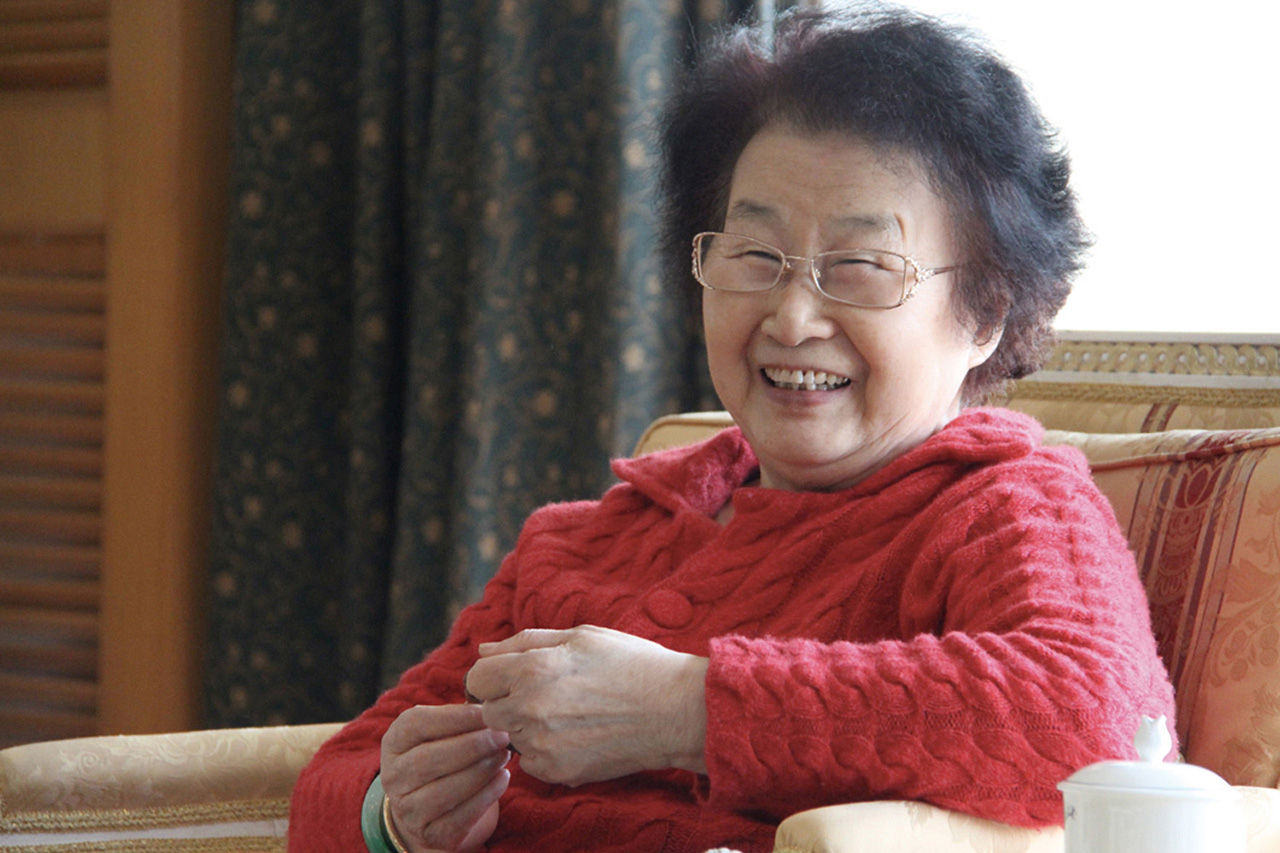 名誉校长 吴小兰女士
